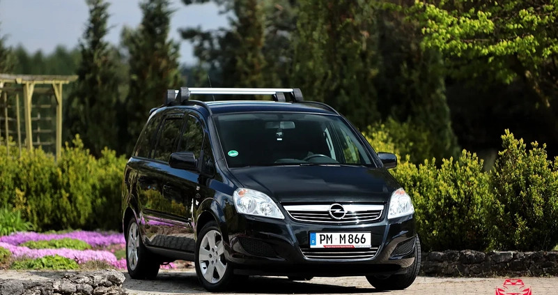 Opel Zafira cena 23999 przebieg: 186000, rok produkcji 2012 z Pińczów małe 704